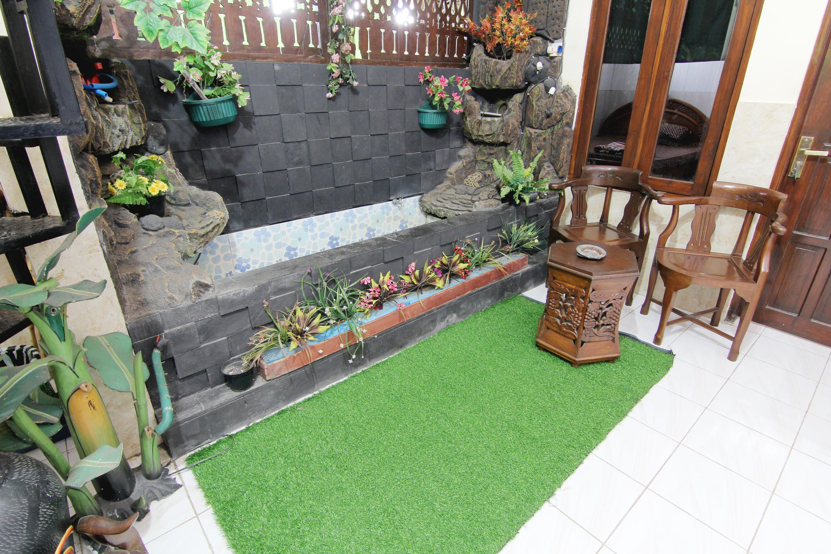 יוגיאקרטה Wanderlust Homestay מראה חיצוני תמונה