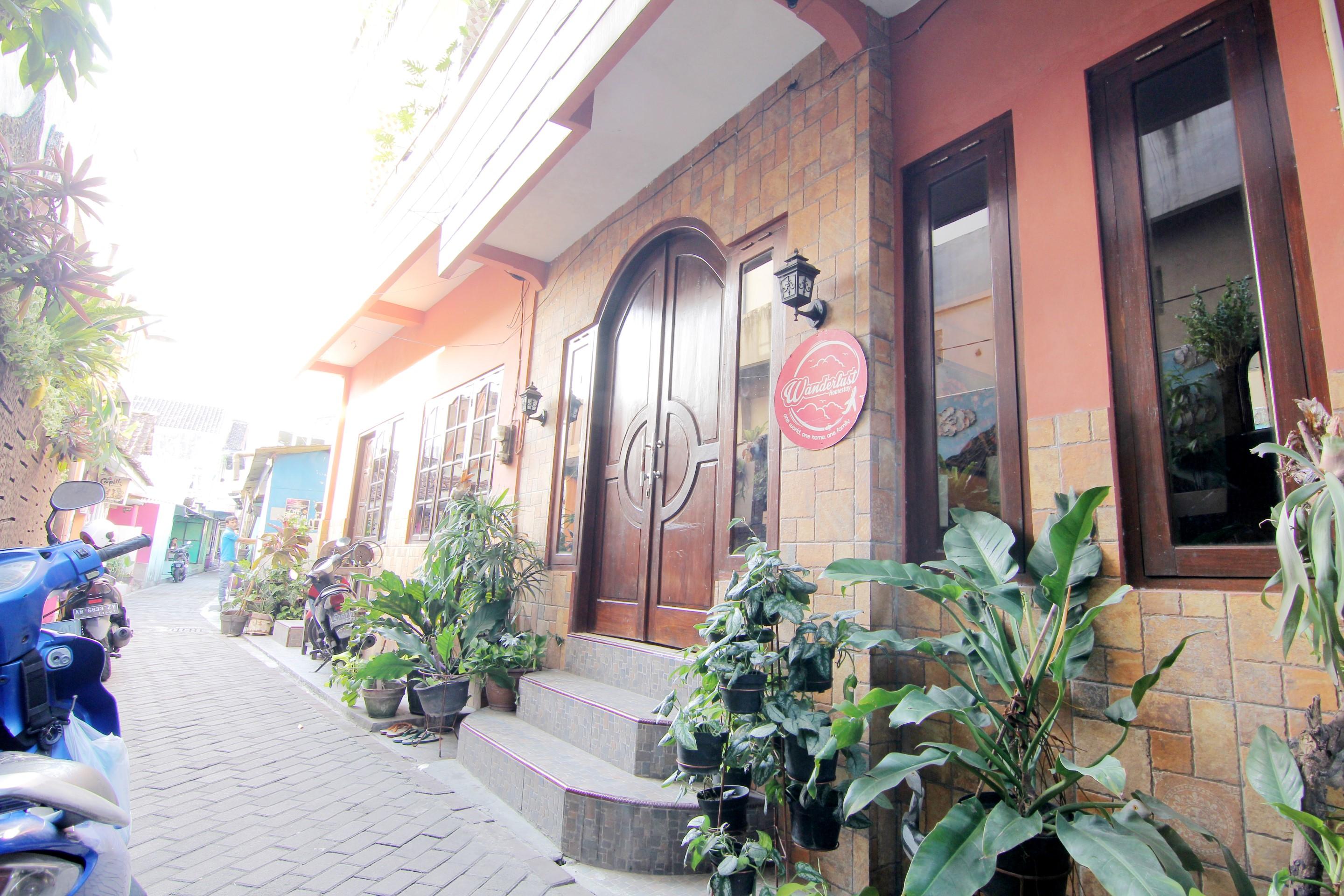 יוגיאקרטה Wanderlust Homestay מראה חיצוני תמונה